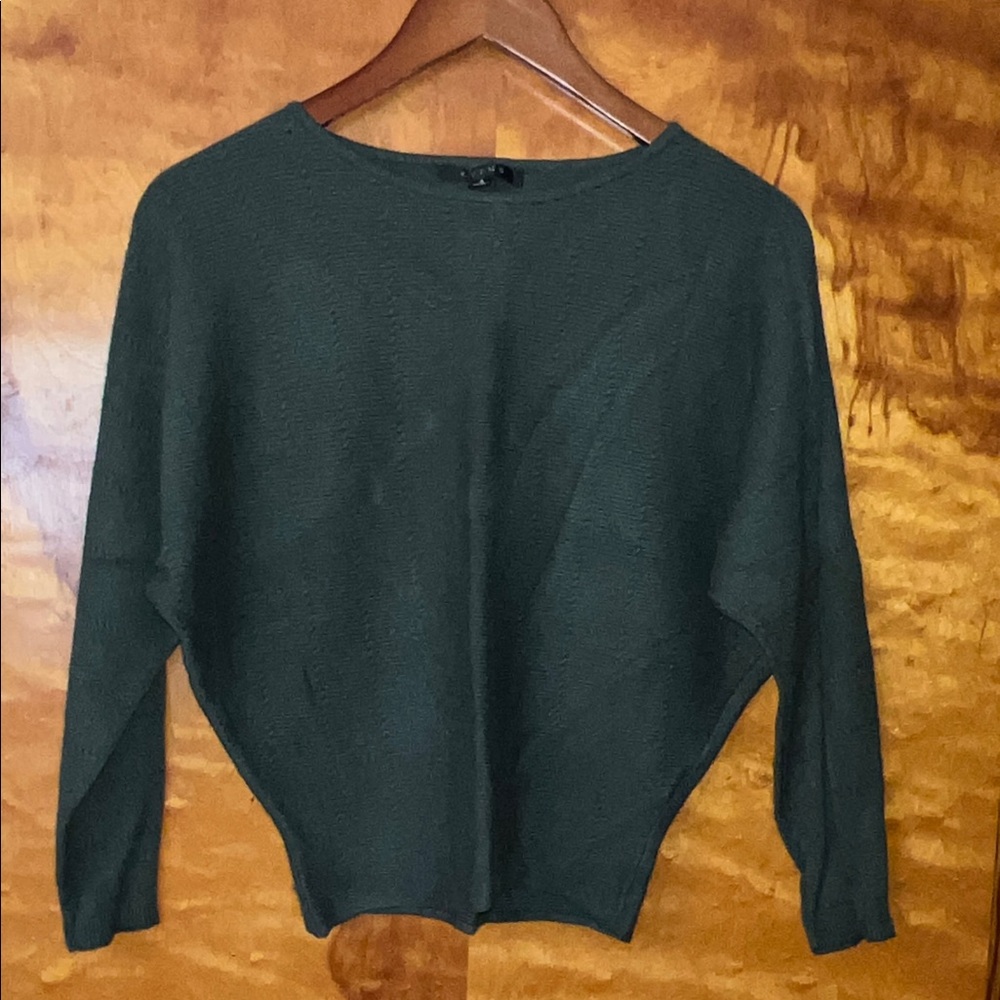 Cyrus Women's Hunter Green Sweater